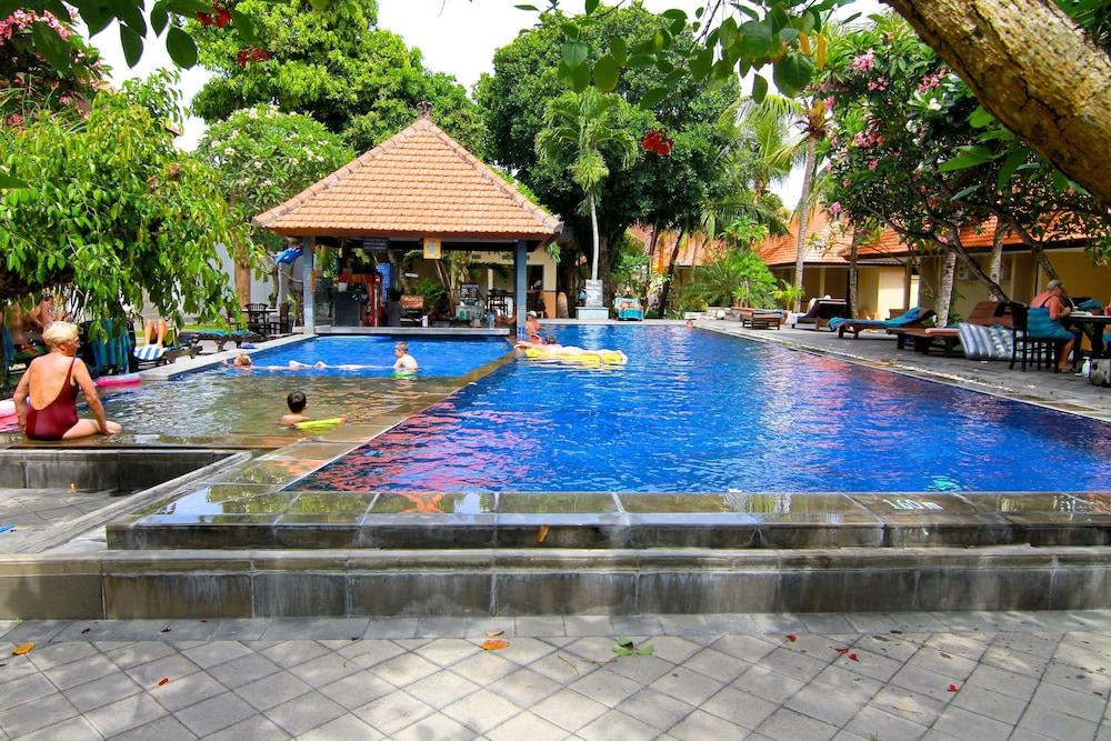 New Garden View Resort Legian Zewnętrze zdjęcie