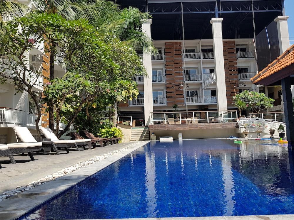 New Garden View Resort Legian Zewnętrze zdjęcie