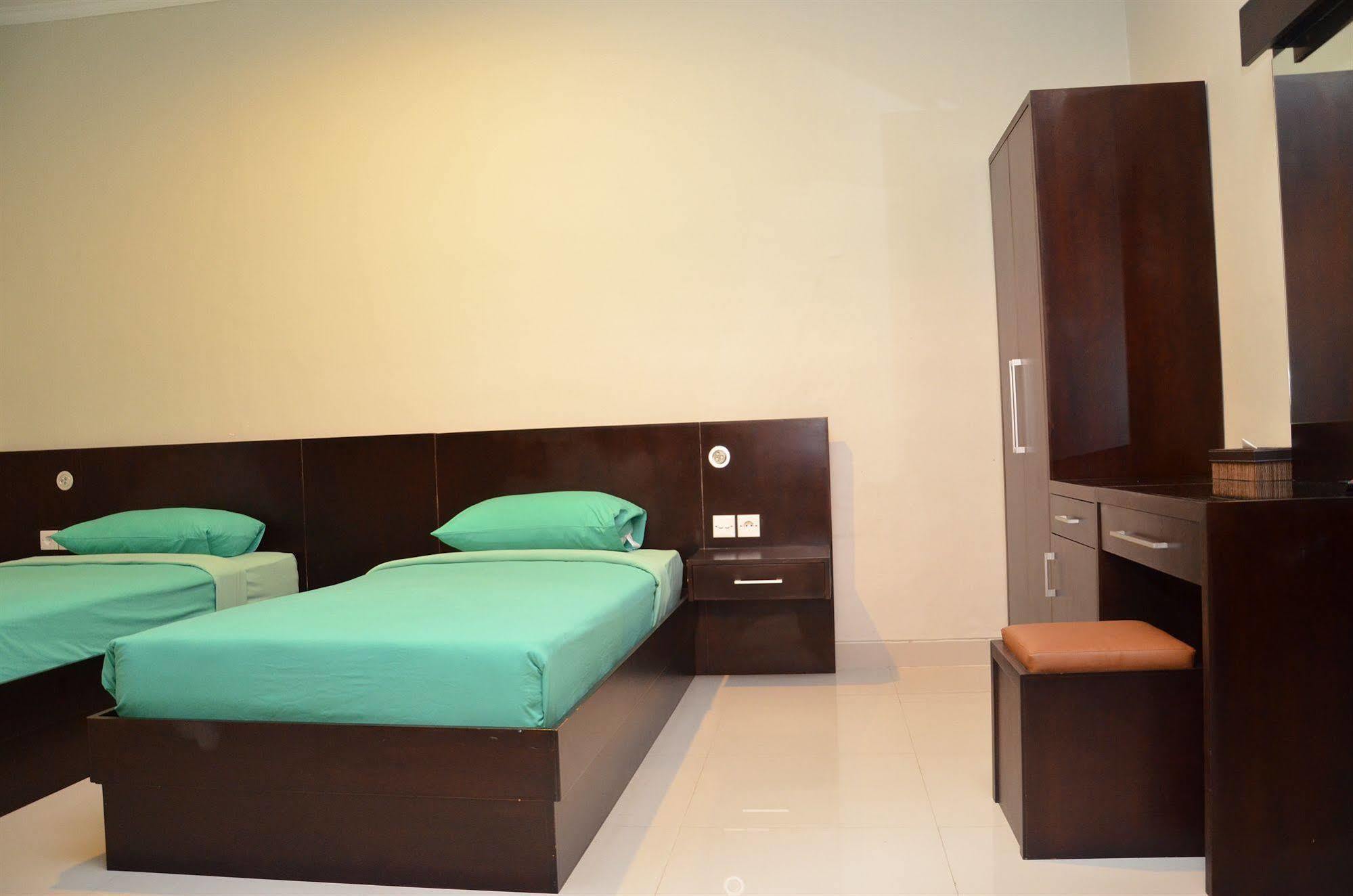 New Garden View Resort Legian Zewnętrze zdjęcie